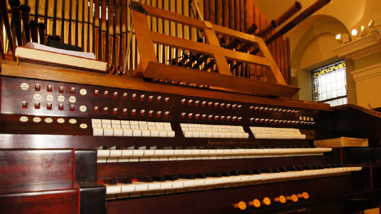 Pfarrkirche St. Willibrord Die Orgel